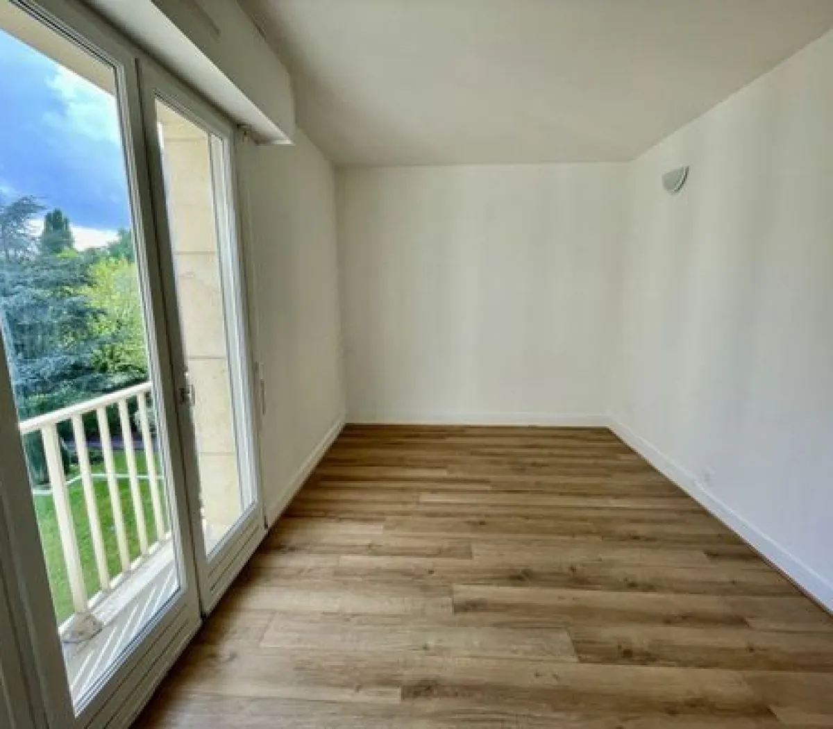 Location Versailles Appartement 69e9380be458