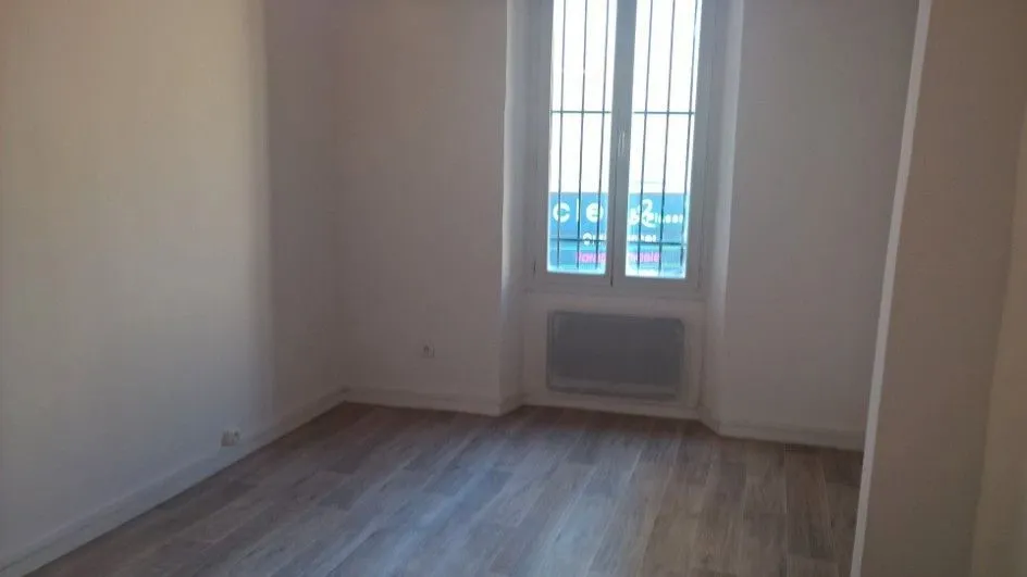 Location Marseille Appartement 69e93e6955a8