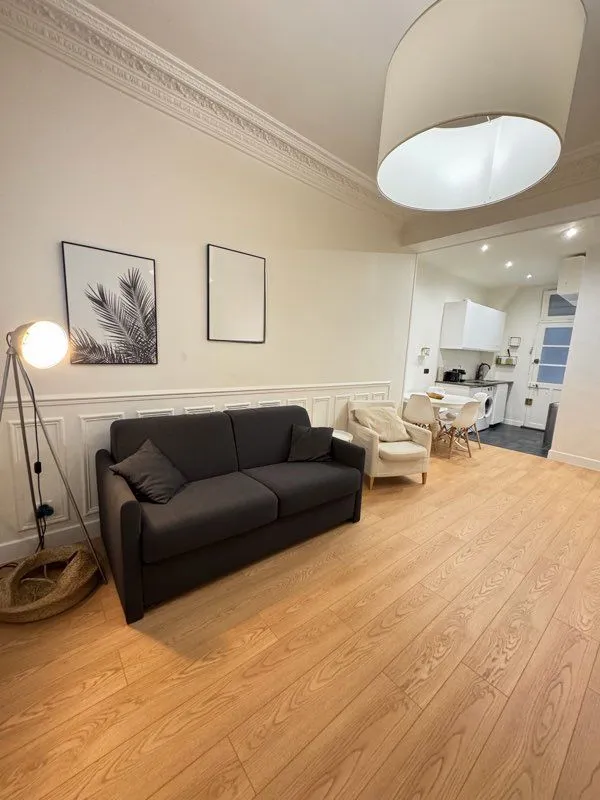 Location Paris Appartement 69e93fbbef4e