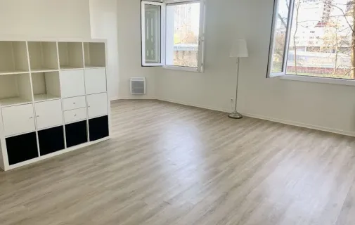 Location Issy-les-Moulineaux Appartement 69ea6a8562c8