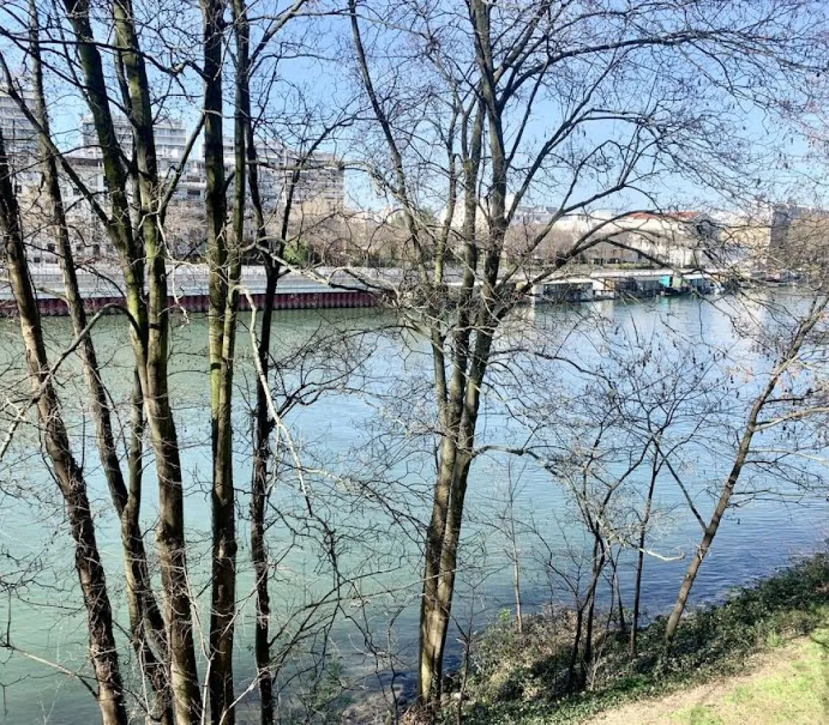 Location Issy-les-Moulineaux Appartement 69ea6a8562c8