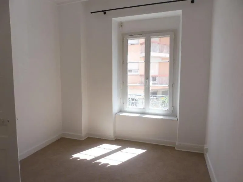 Location Villeurbanne Appartement 69ea6f92be0c