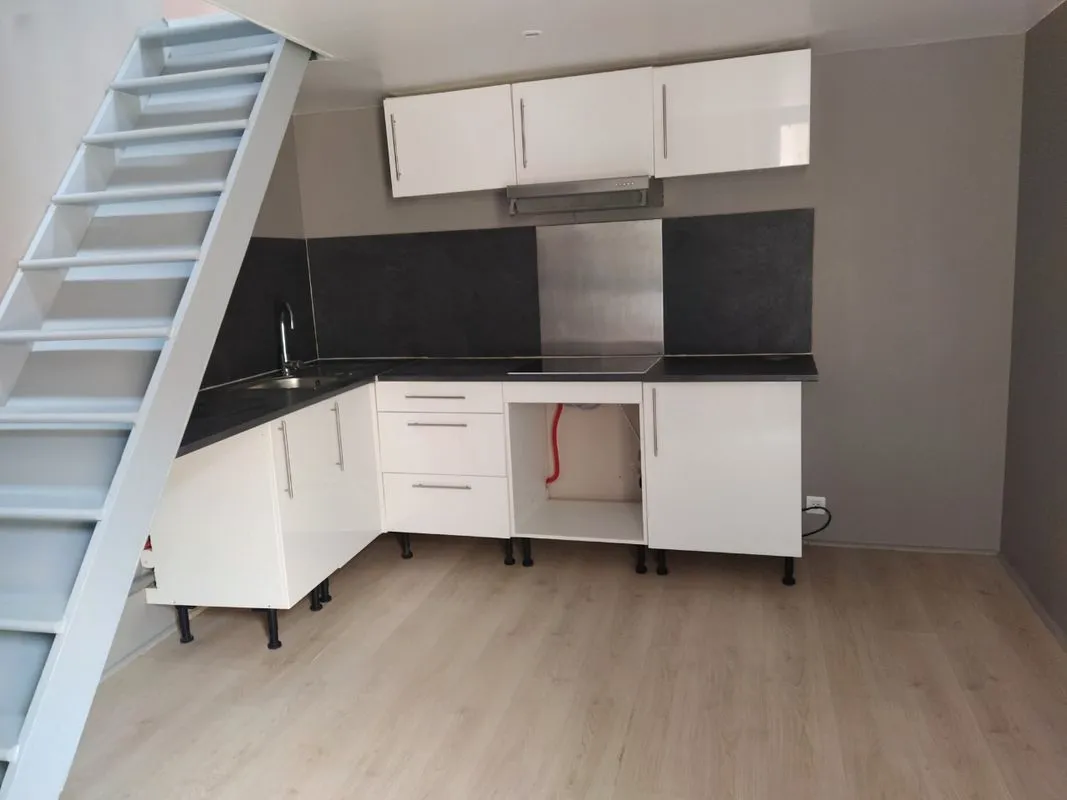Location Suresnes Appartement 69eb786295cf