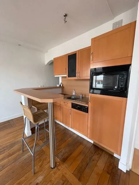 Location Paris Appartement 69ebb6d8457f