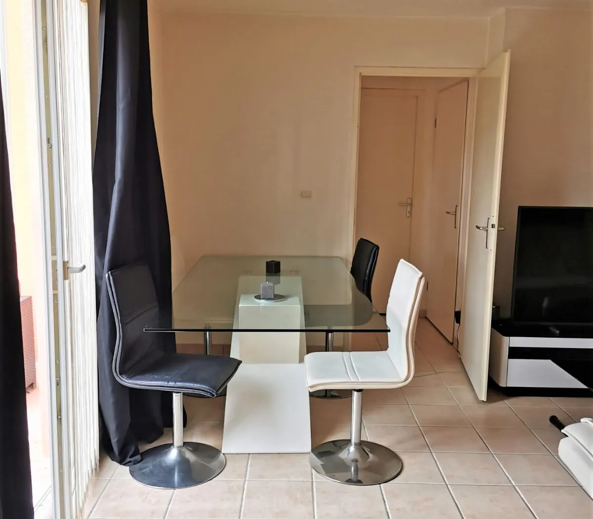 Location Mèze Appartement 69ebd5aa67e7
