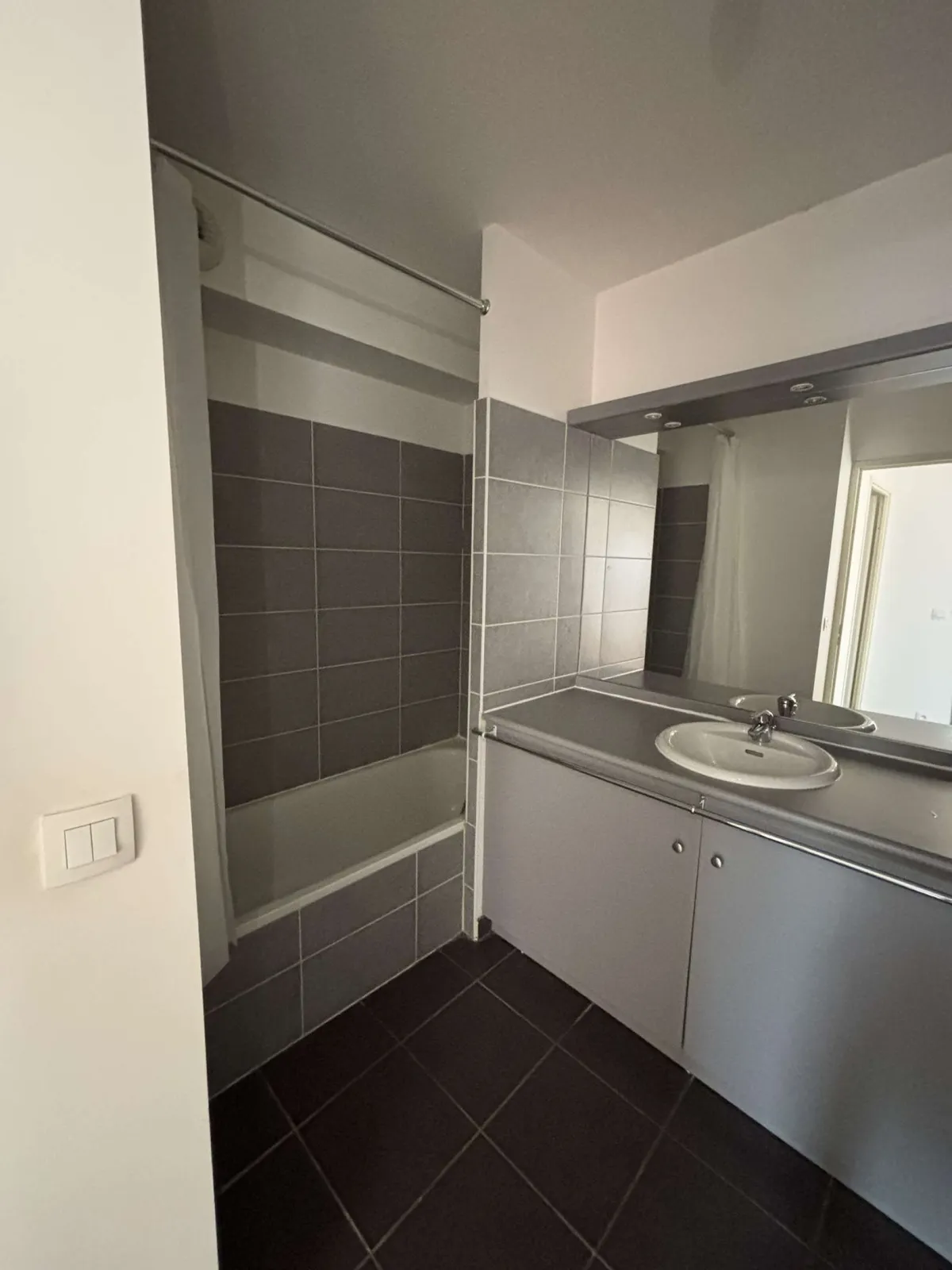 Location Eysines Appartement 69ed2305688a
