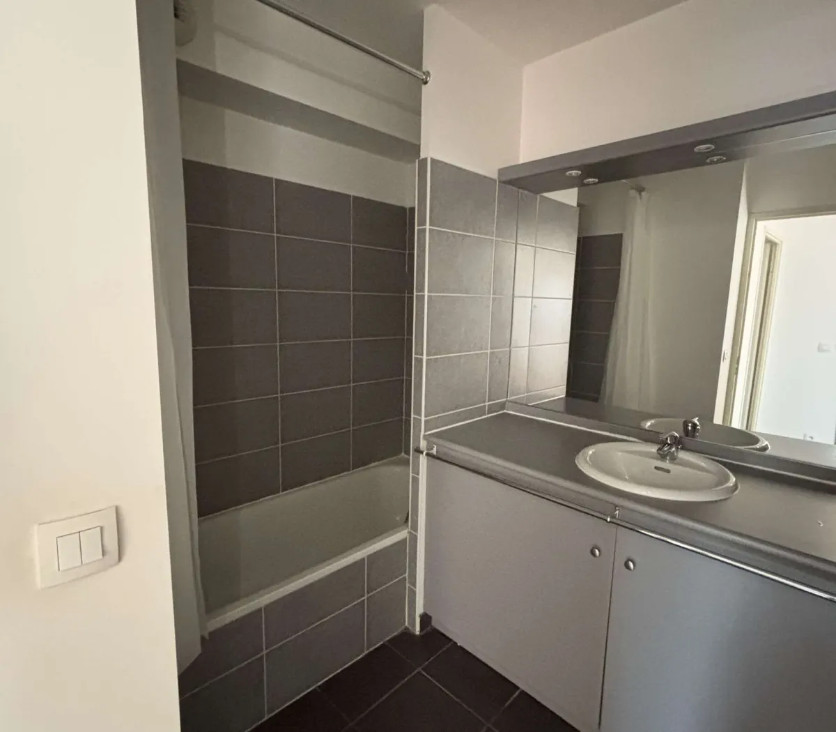 Location Eysines Appartement 69ed2305688a