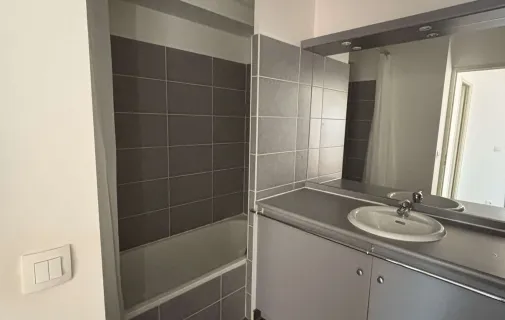 Location Eysines Appartement 69ed2305688a