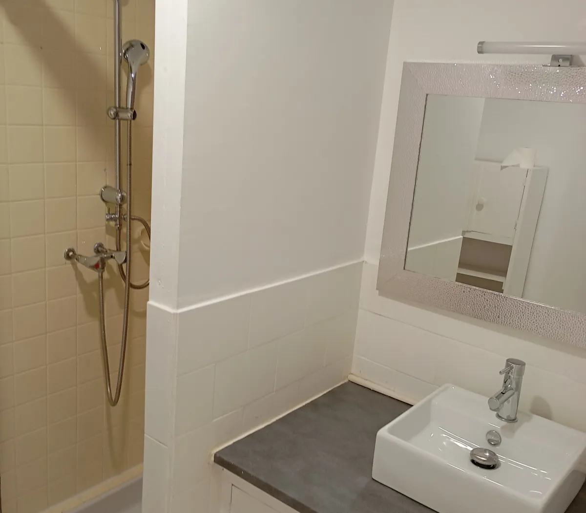 Location Toulon Appartement 69ee27f2e7f2