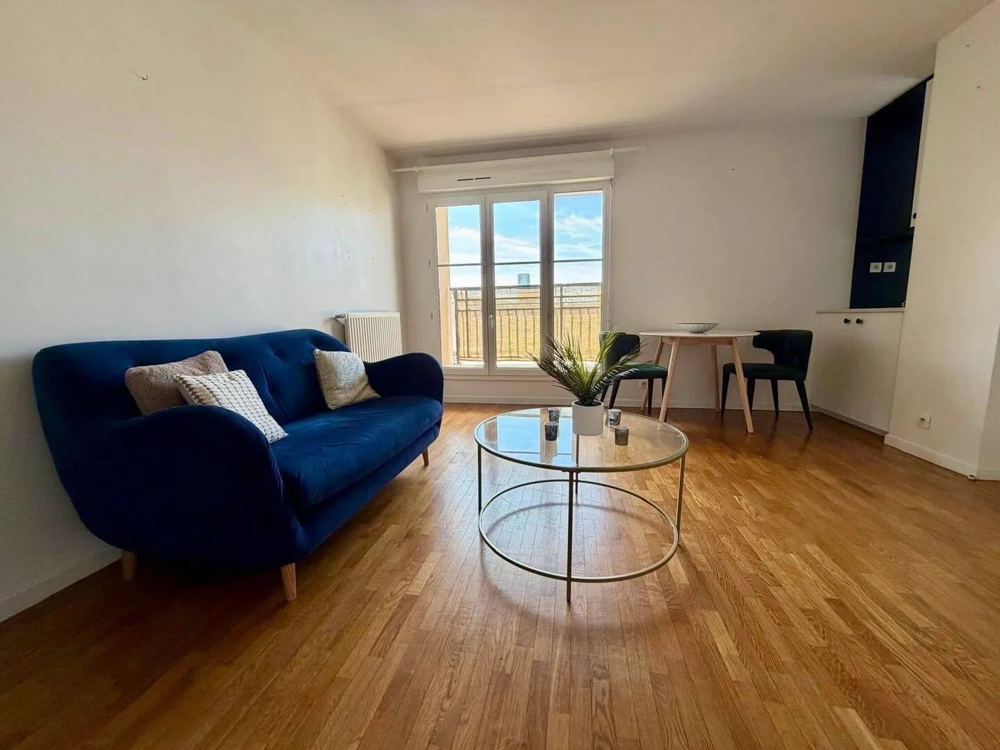 Location Courbevoie Appartement 69ef2ea4a81d