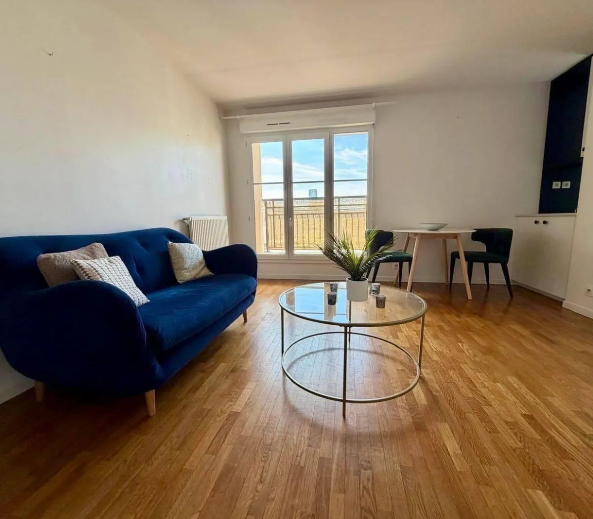 Location Courbevoie Appartement 69ef2ea4a81d