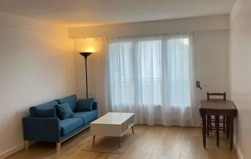 Location Paris Appartement 69ef550ddfd4