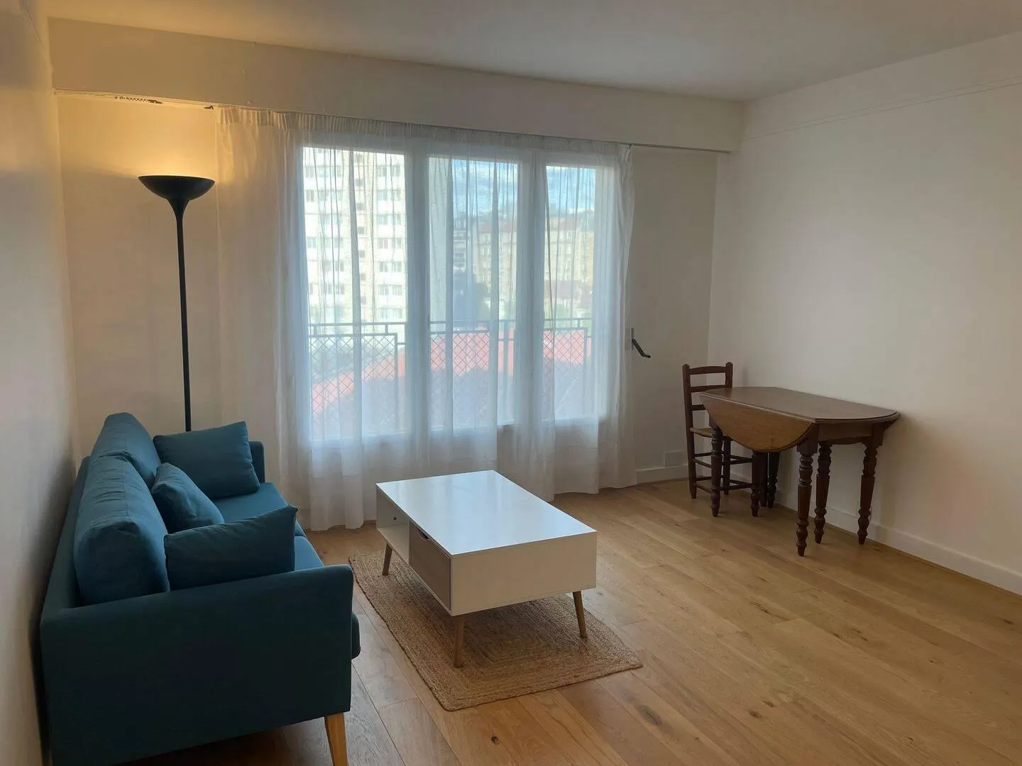 Location Paris Appartement 69ef550ddfd4