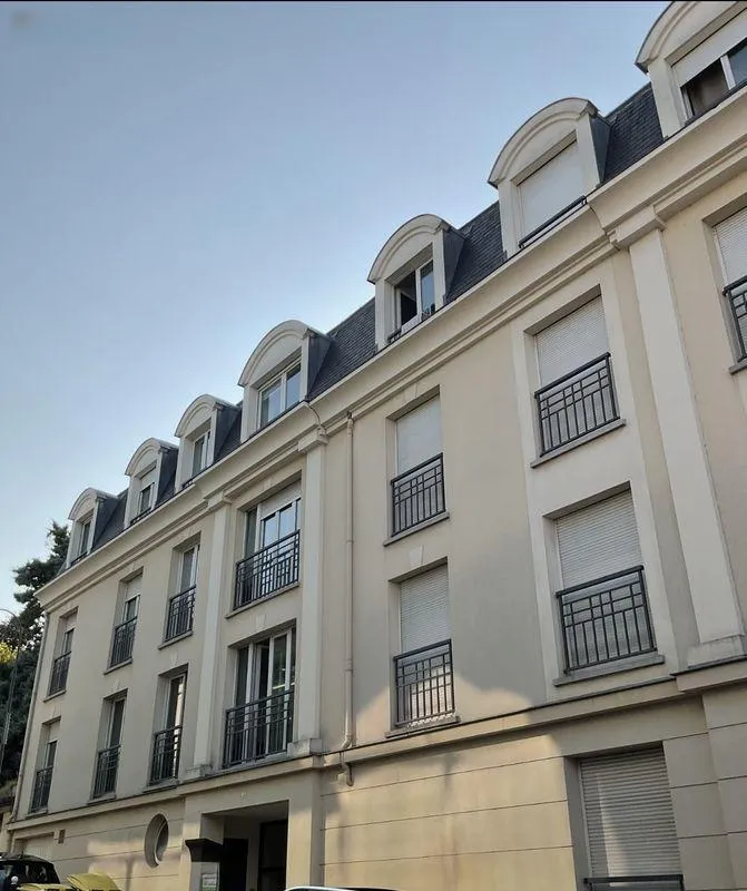 Location Châtillon Appartement 69f0821a0bff