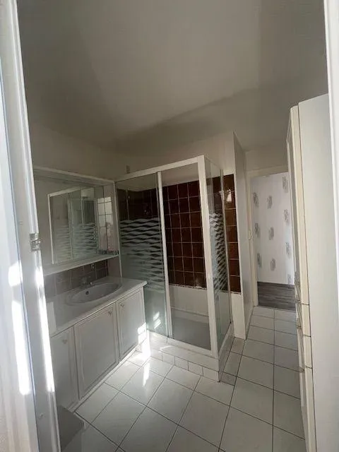 Location Angers Chambre 69f086e5834b