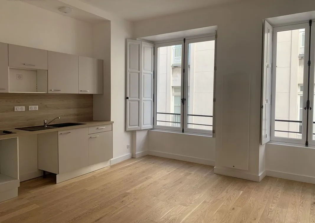Location Paris Appartement 69f09f43629f