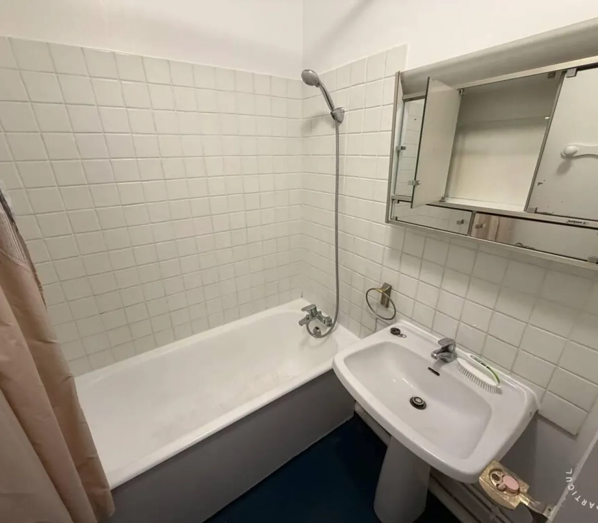 Location Levallois-Perret Appartement 69f9b51a58e1