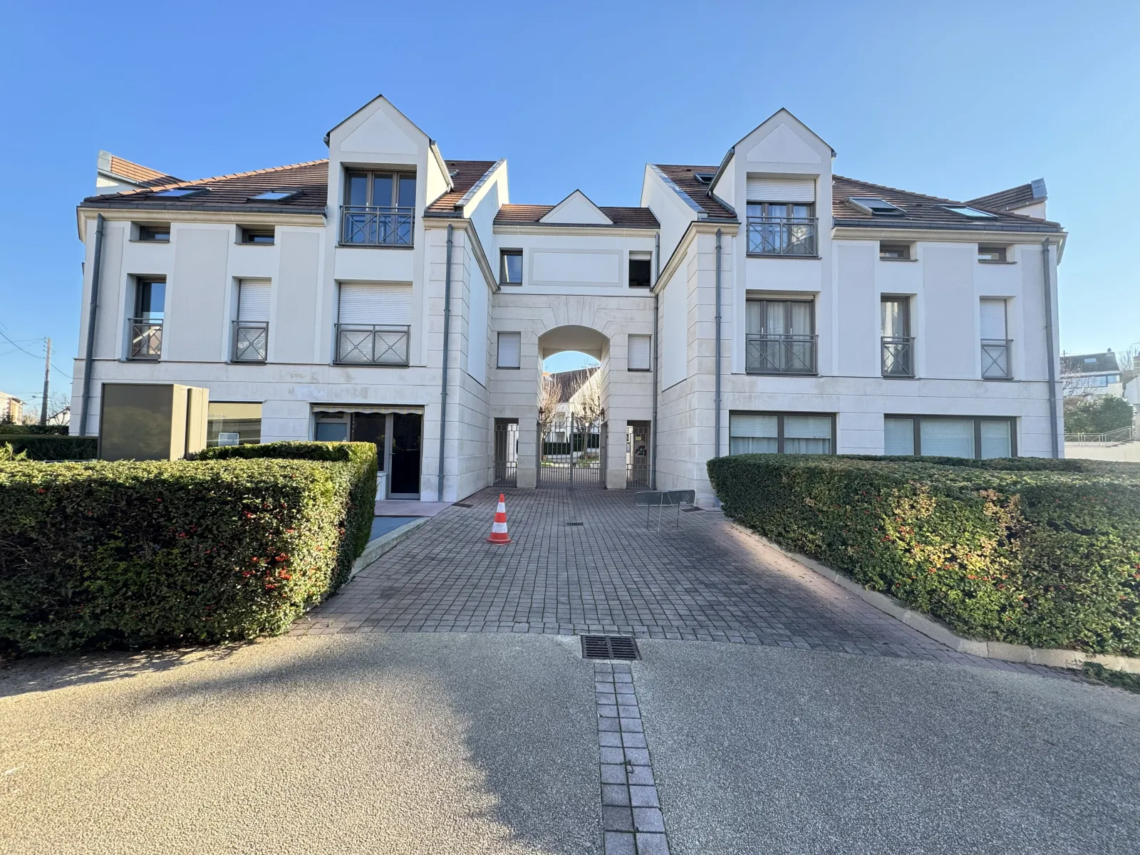Location Rueil-Malmaison Appartement 69f9d777caa2