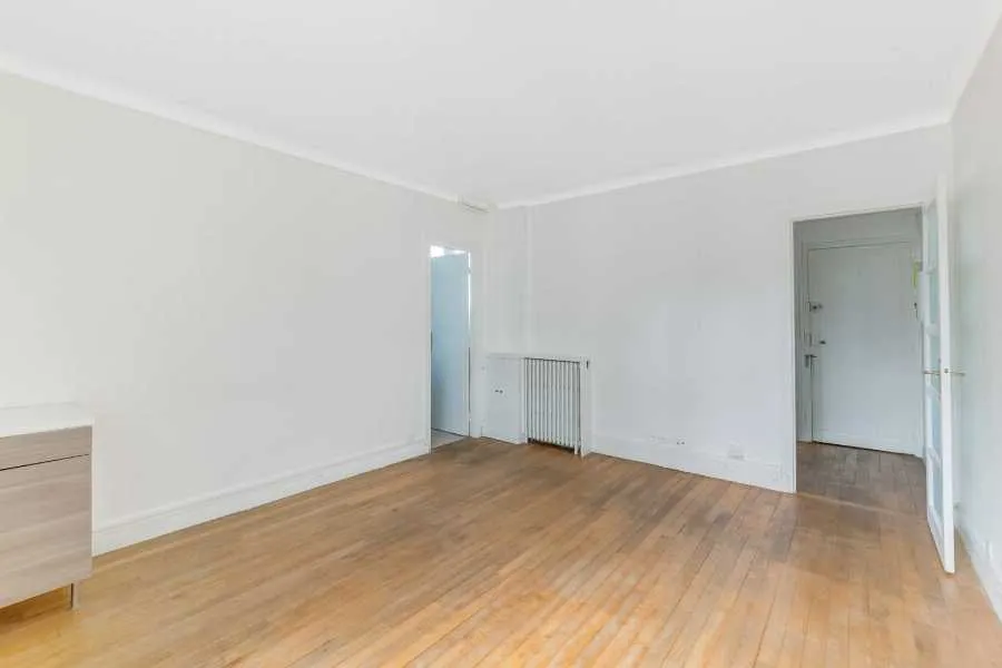 Location Paris Appartement 69ff1fd44b31