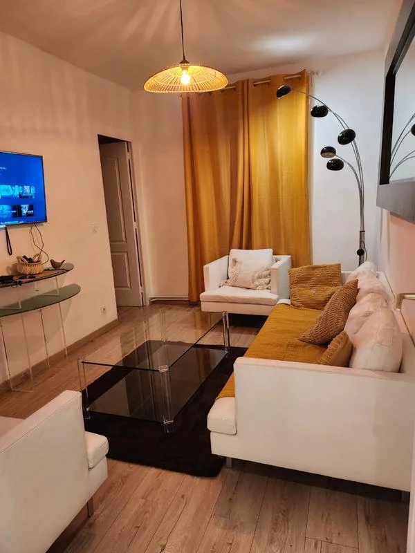 Location Aubervilliers Appartement 6a01ad25db1f
