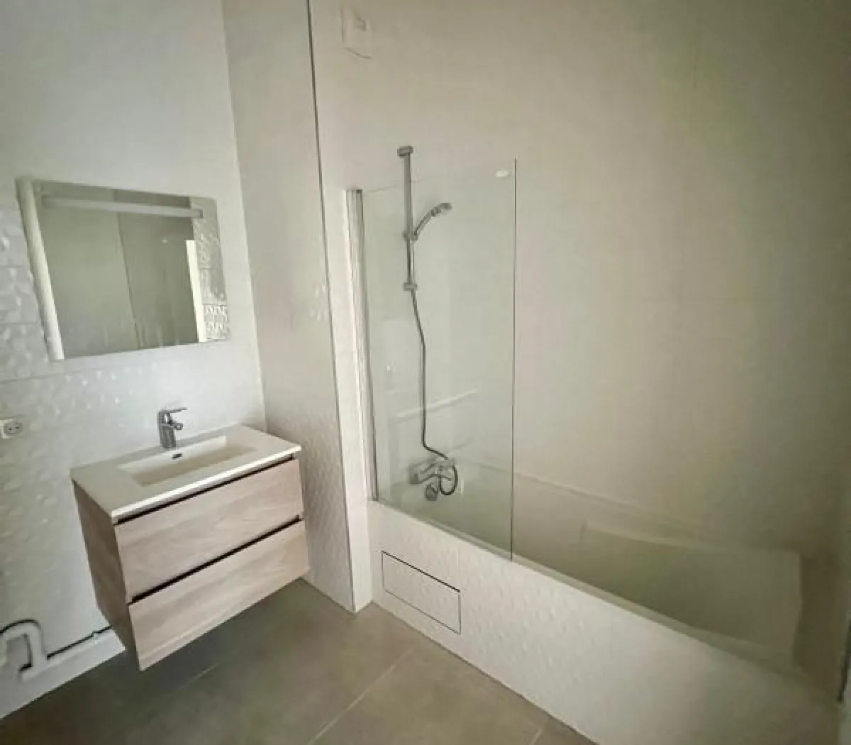 Location Levallois-Perret Appartement 6a01db548deb
