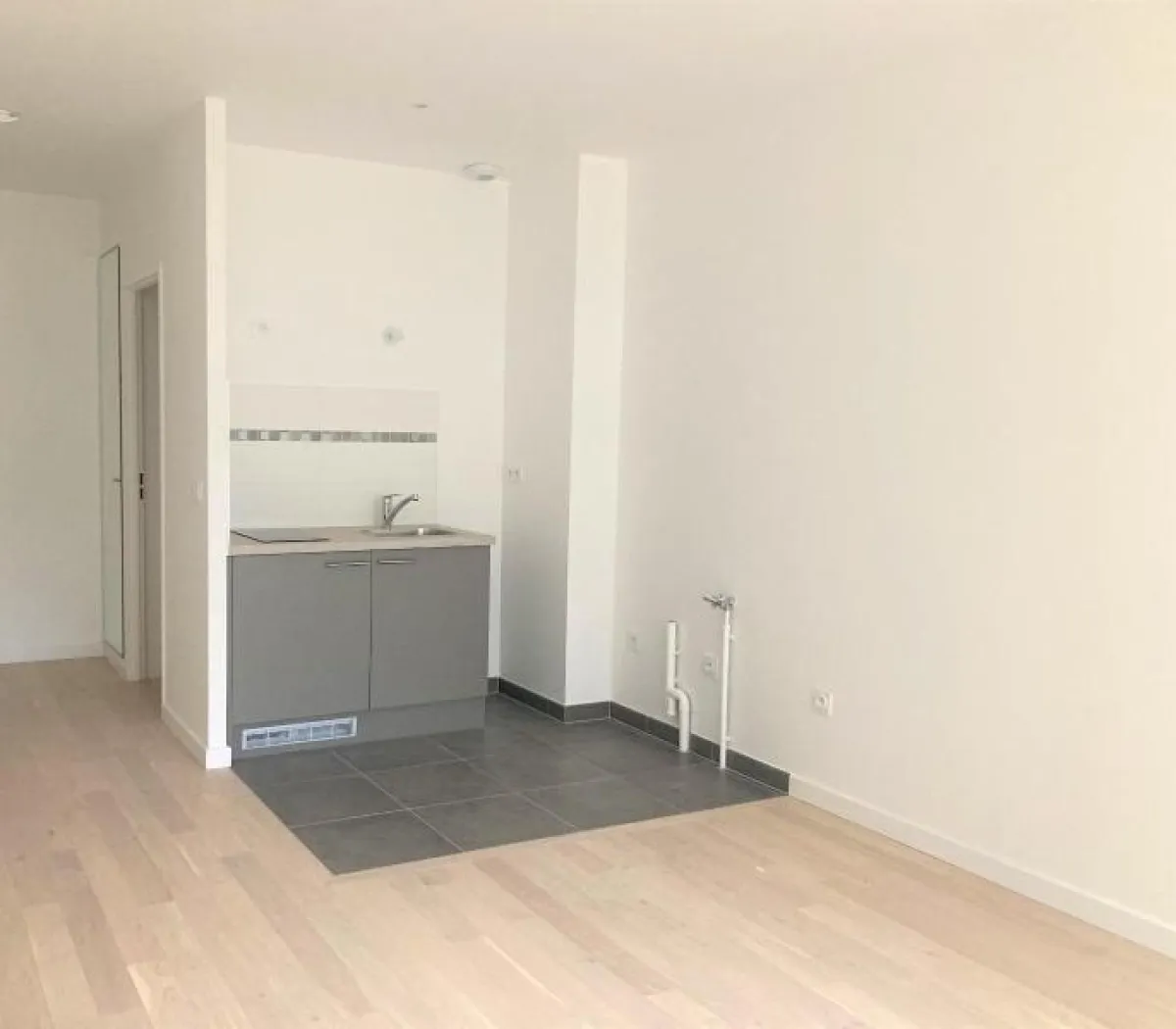 Location Vanves Appartement 6a01e989b300