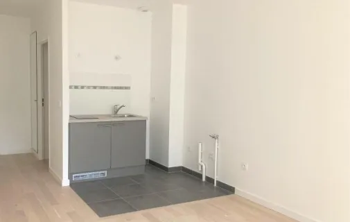 Location Vanves Appartement 6a01e989b300