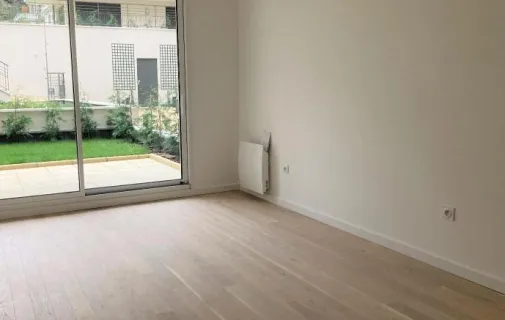 Location Vanves Appartement 6a01e989b300
