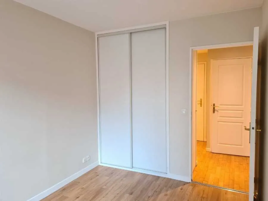 Location Châtillon Appartement 6a024ef821d3
