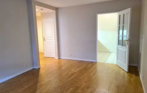 Location Châtillon Appartement 6a024ef821d3