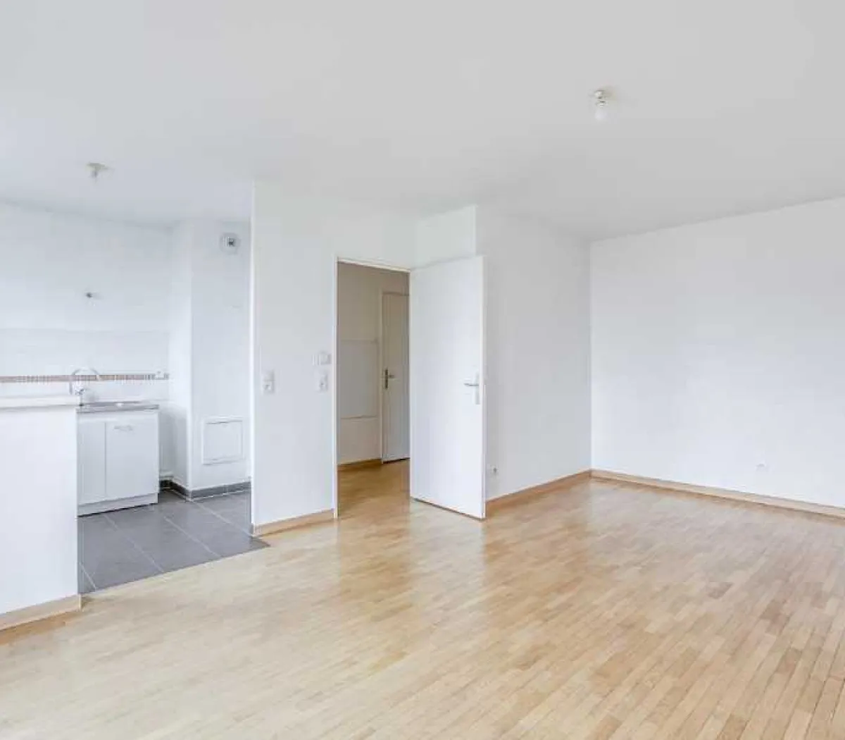 Location Issy-les-Moulineaux Appartement 6a027e59bd0a