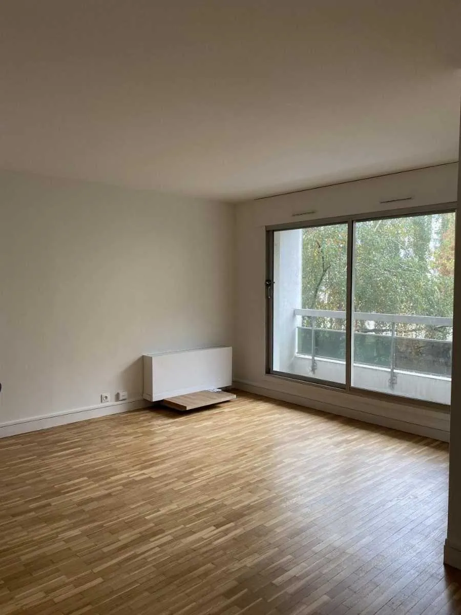 Location Courbevoie Appartement 6a02802c2e40