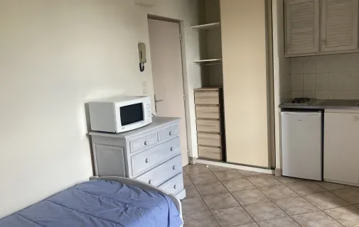 Location Saint-Denis-en-Val Appartement 6a02cb56aef2