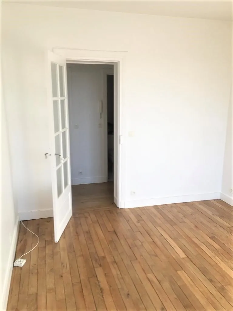 Location Asnières-sur-Seine Appartement 6a02d86fc069