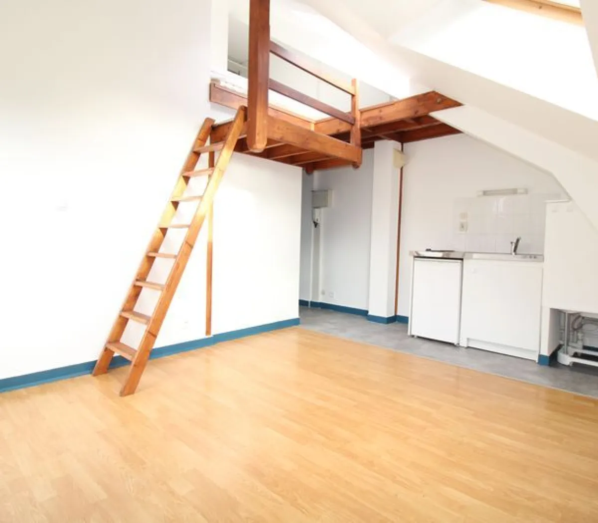 Location Rennes Appartement 6a02e7dc6b5c