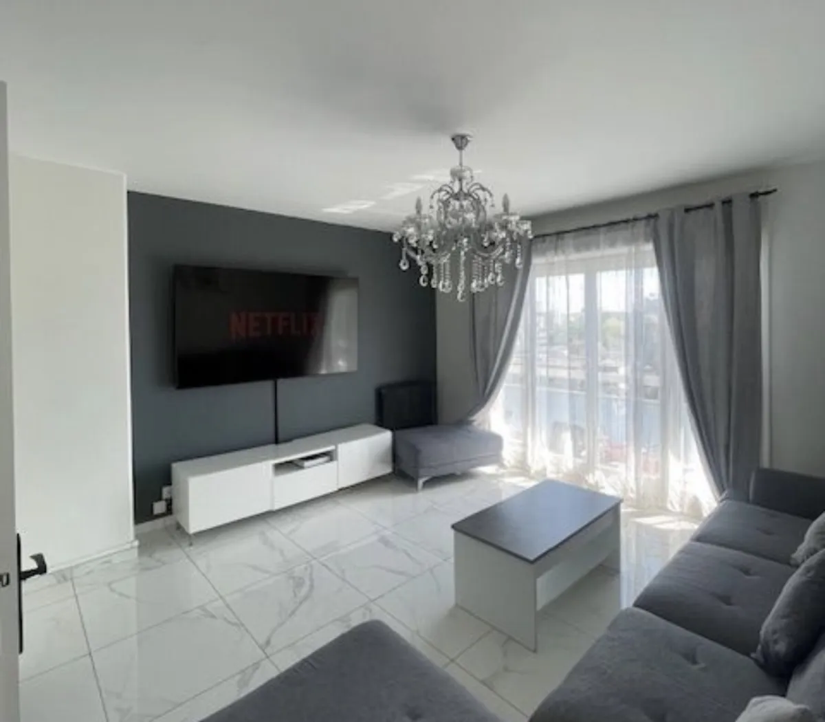 Location Vaulx-en-Velin Appartement 6a032f752f95