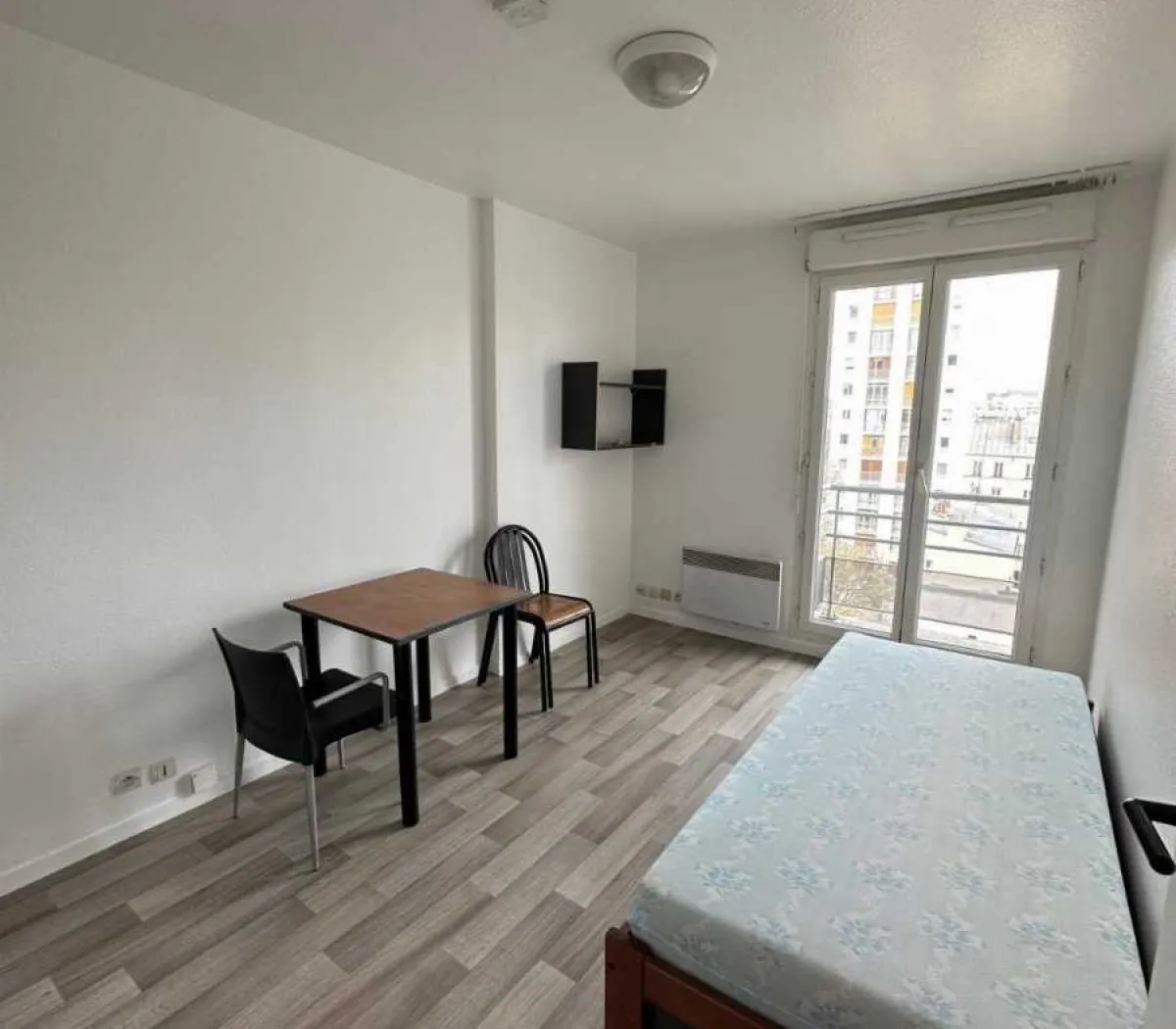 Location Paris Appartement 6a0351f66d8d