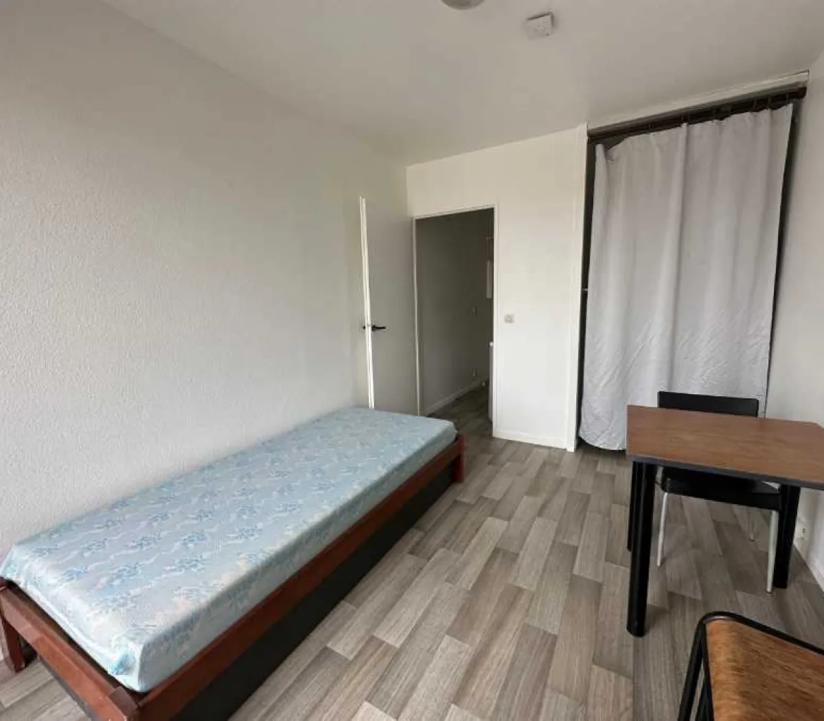 Location Paris Appartement 6a0351f66d8d