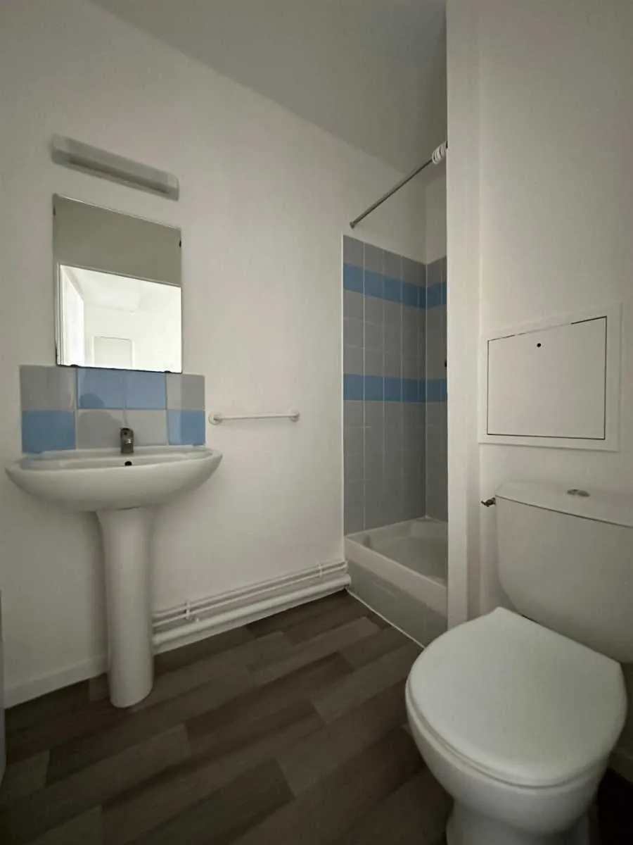 Location Paris Appartement 6a0351f66d8d