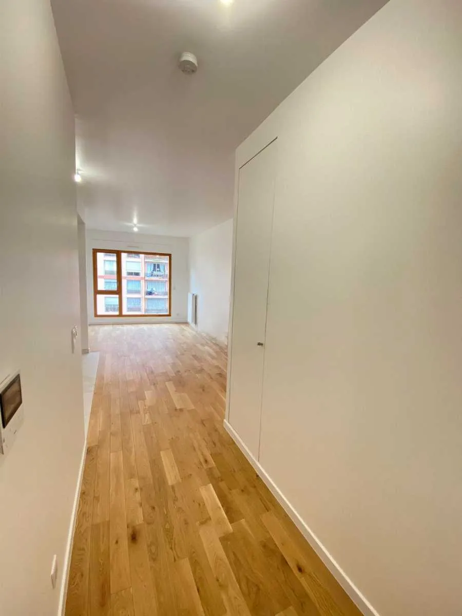 Location Paris Appartement 6a0429f127f4