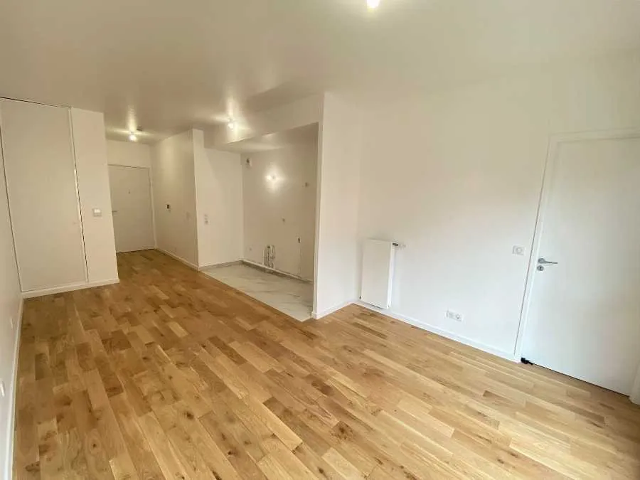 Location Paris Appartement 6a0429f127f4