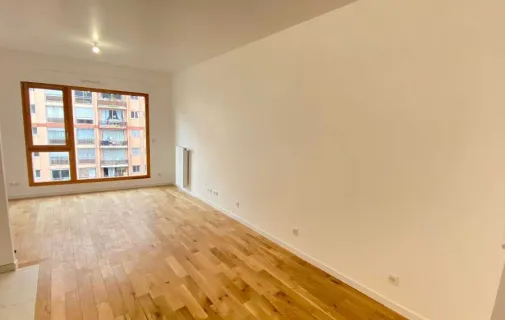 Location Paris Appartement 6a0429f127f4