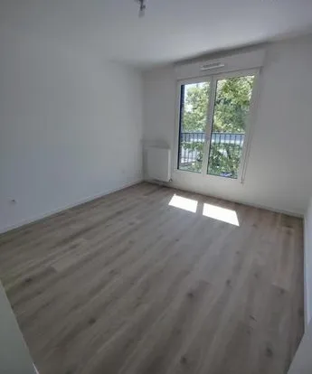 Location Rueil-Malmaison Appartement 6a0435b4b4a1