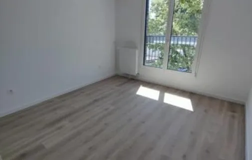 Location Rueil-Malmaison Appartement 6a0435b4b4a1