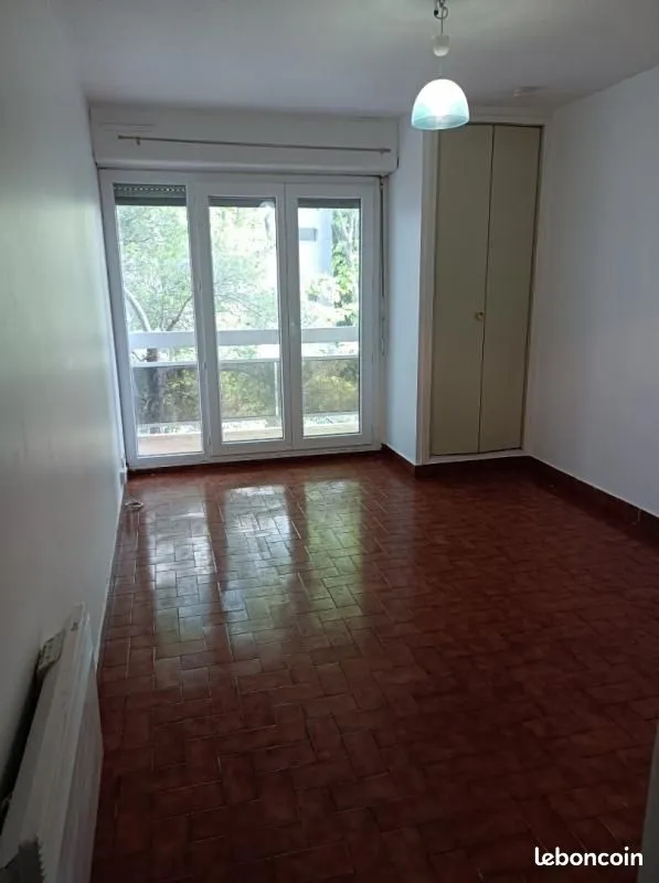 Location Montpellier Appartement 6a0472f43797
