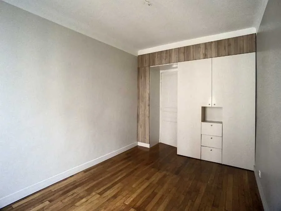 Location Levallois-Perret Appartement 6a05c798f35e