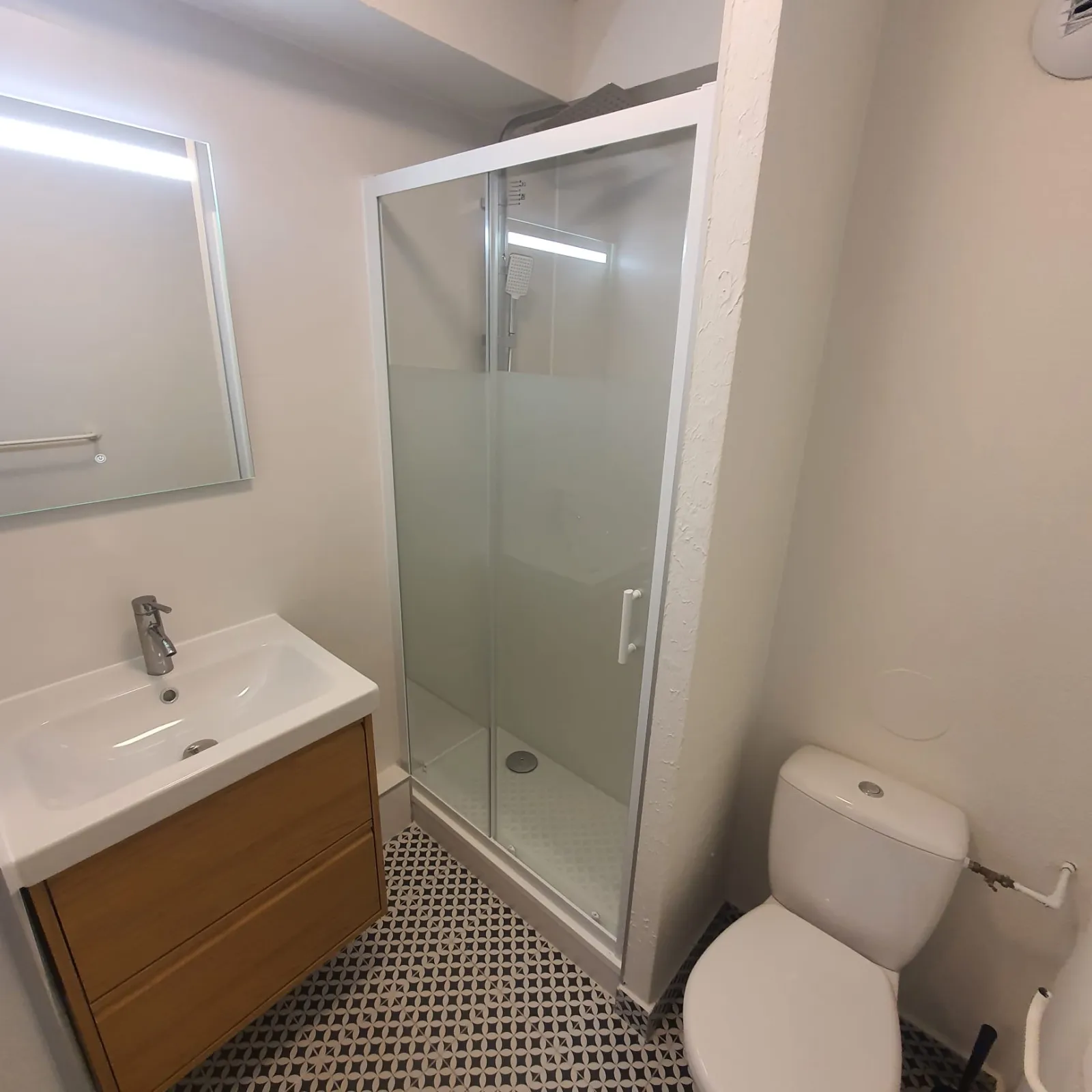 Location Lyon Appartement 6a08c7472fa9
