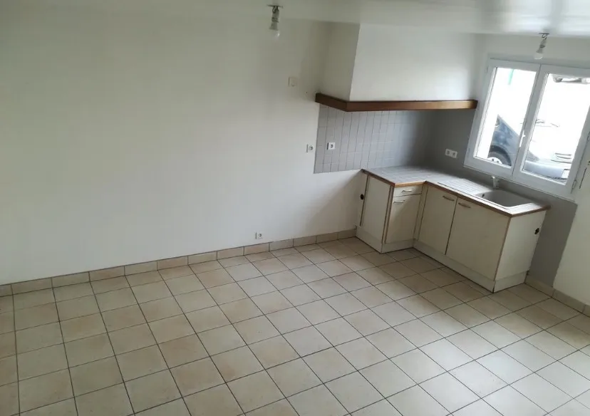 Location Aigrefeuille-sur-Maine Maison 6a099975767b