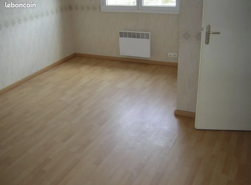 Location Aigrefeuille-sur-Maine Maison 6a099975767b