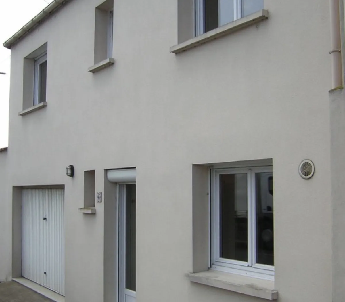 Location Aigrefeuille-sur-Maine Maison 6a099975767b